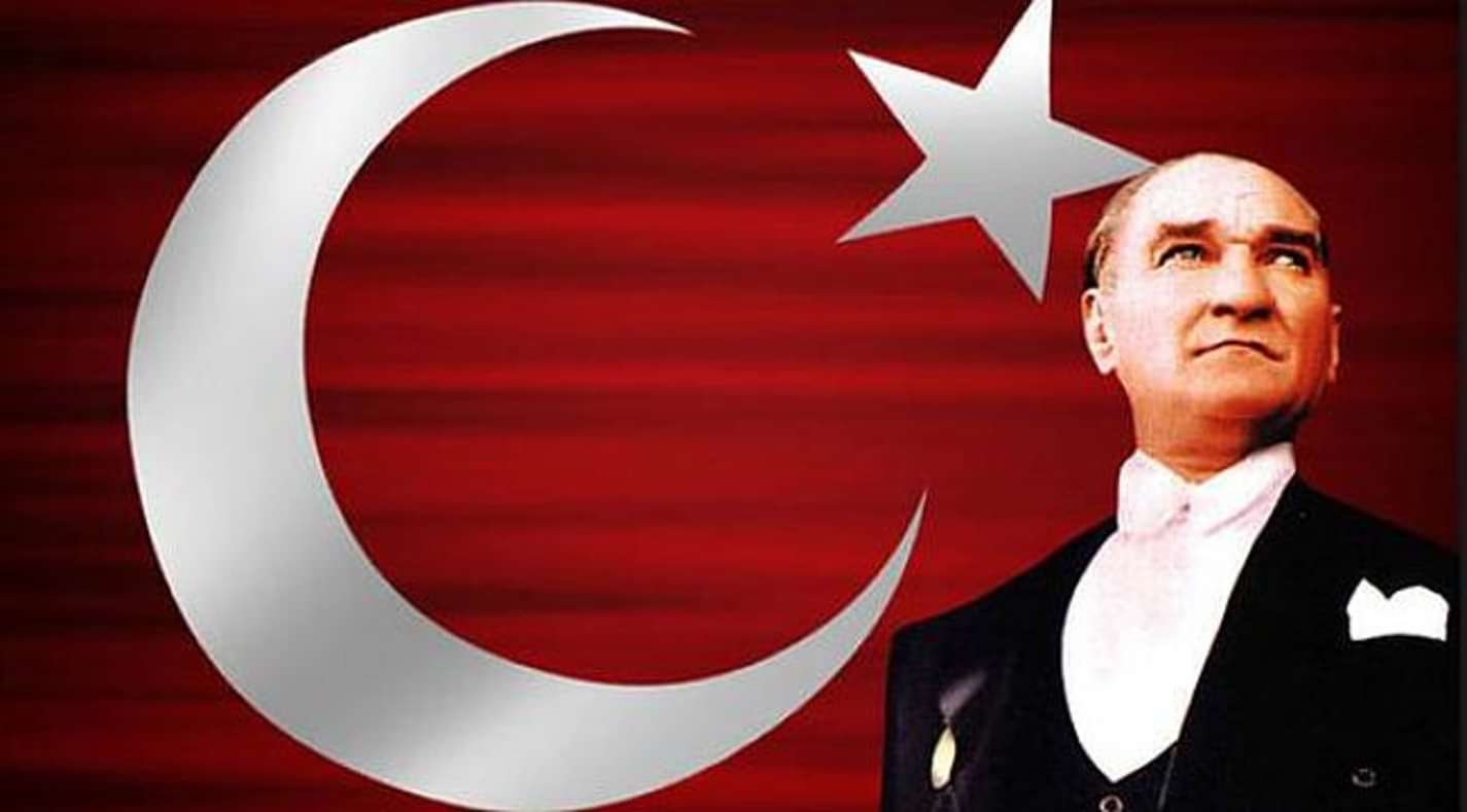 10 Kasim Atatürk 'ü Anma Günü